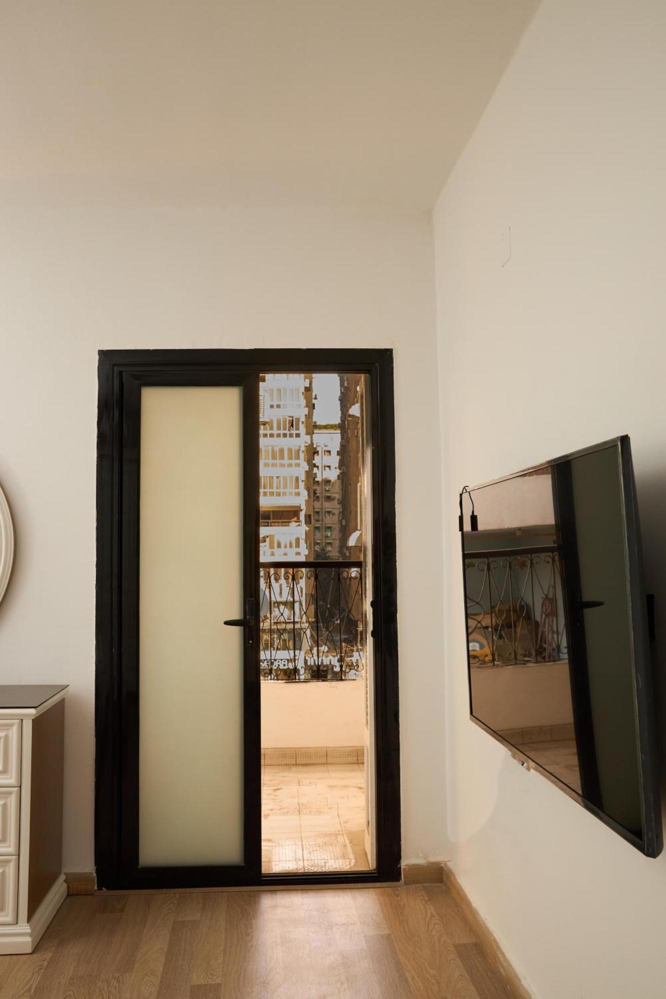 Apartment Newly Renovated 3100 Sqft In The Heart Of Nasr *