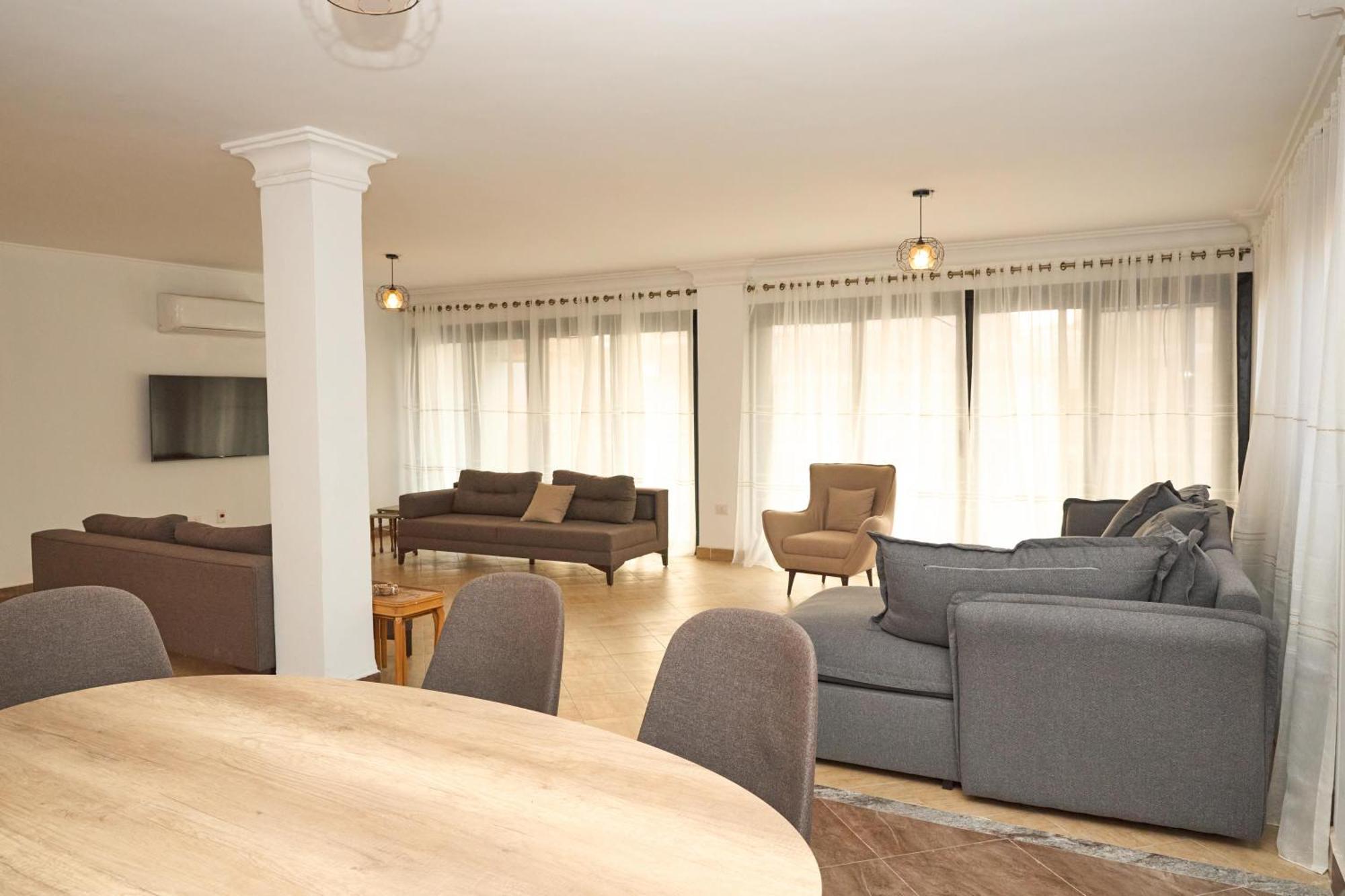 Apartment Newly Renovated 3100 Sqft In The Heart Of Nasr Cairo